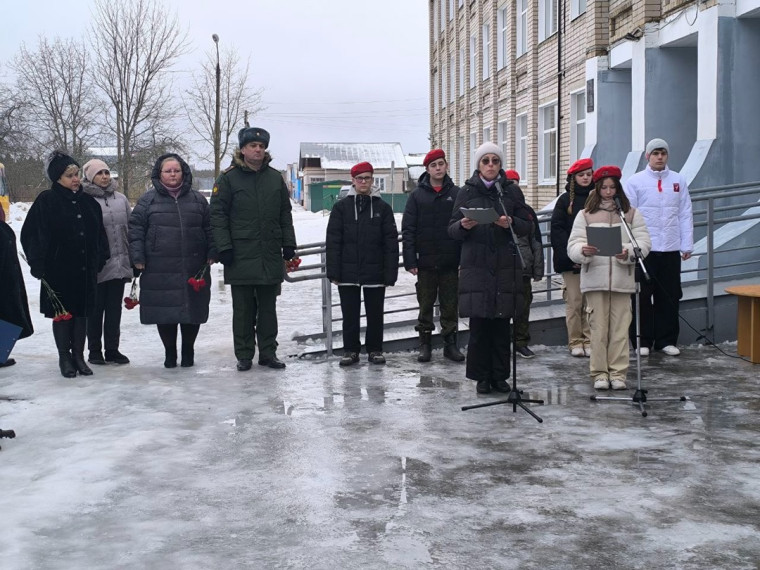 Мемориальные доски героям СВО открыли в Колобовской школе..